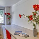 Maison Spacieuse Idealement Placee Bord De Apartman *