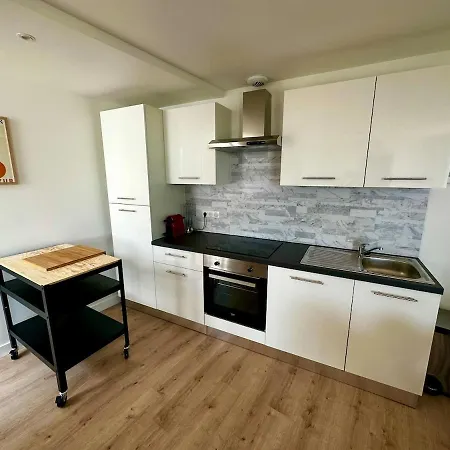 Апартаменты Maison Spacieuse Idealement Placee Bord De Порник