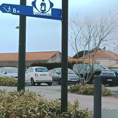 Maison Spacieuse Idealement Placee Bord De 公寓 *