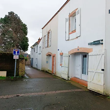 Maison Spacieuse Idealement Placee Bord De 公寓