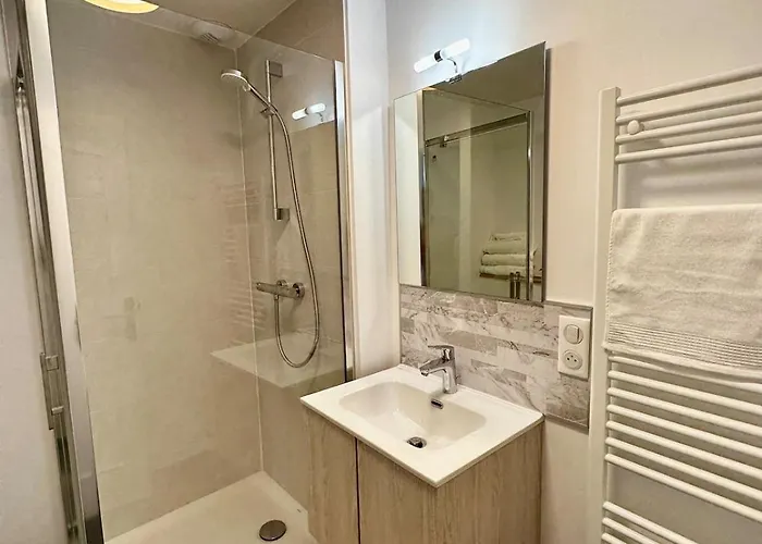 Maison Spacieuse Idealement Placee Bord De Apartmán *