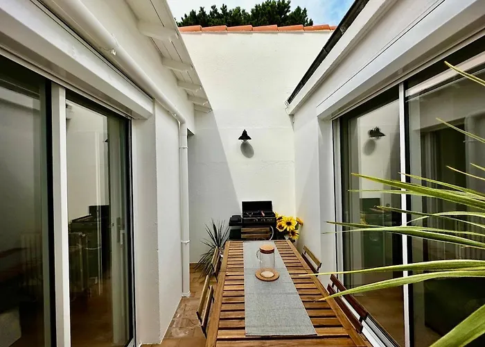 Maison Spacieuse Idealement Placee Bord De